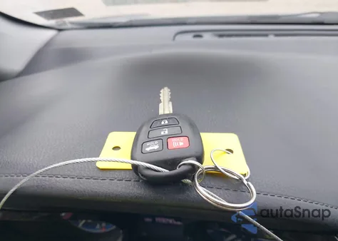 2016 Toyota Corolla S Plus из США, поврежденный, VIN 2T1BURHE3GC602313